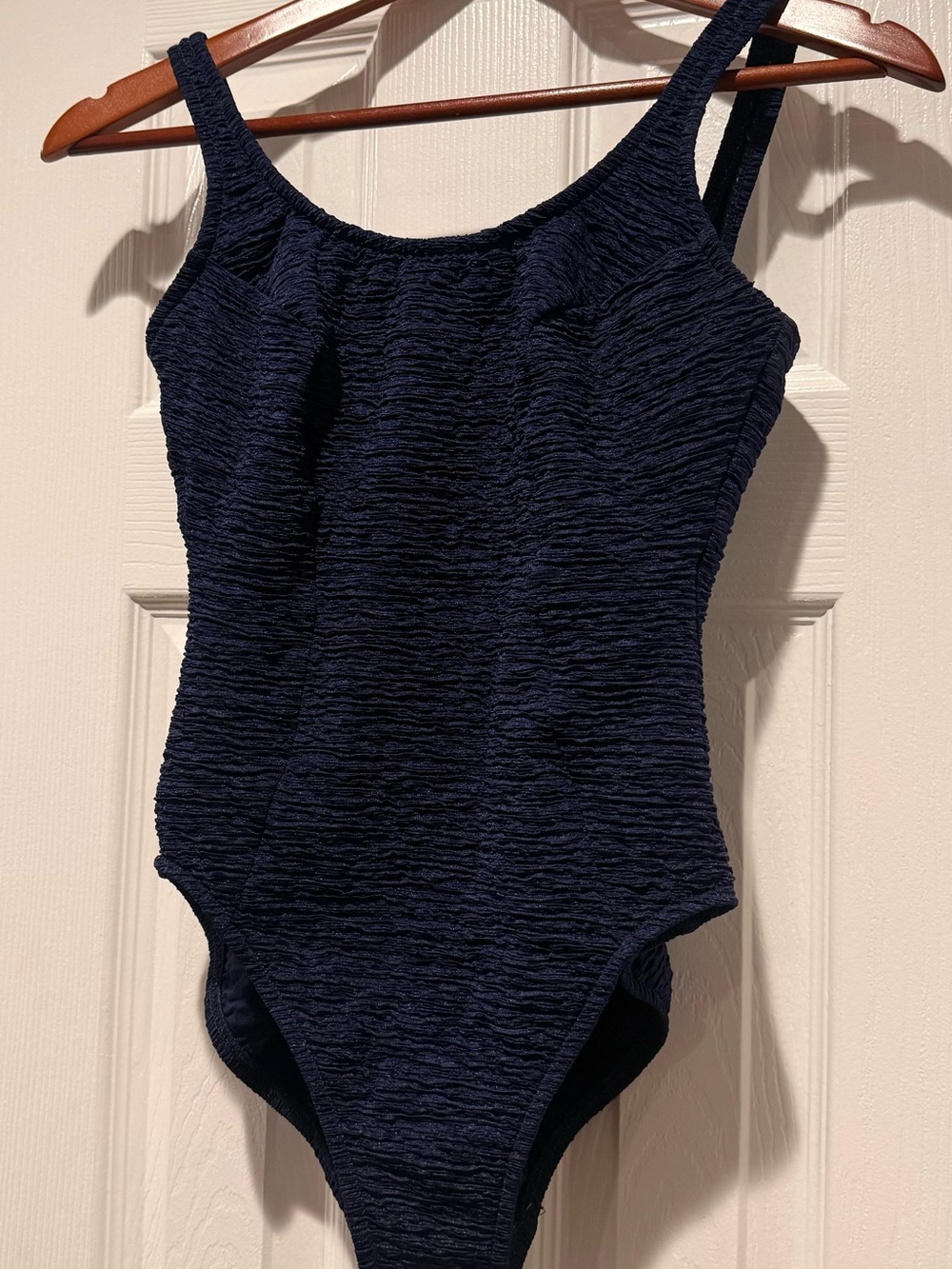 Textured Navy One-Piece Swimsuit with Secure Straps
